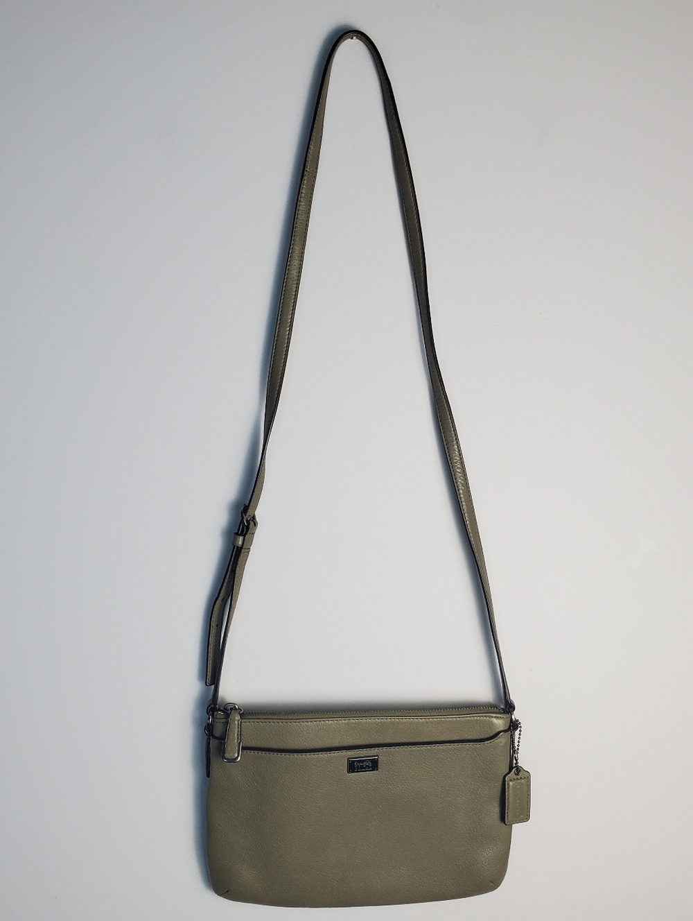 COACH MADISON LEATHER EAST WEST SWINGPACK OLIVE GREY ANTIQUE NICKEL - Picture 14 of 16